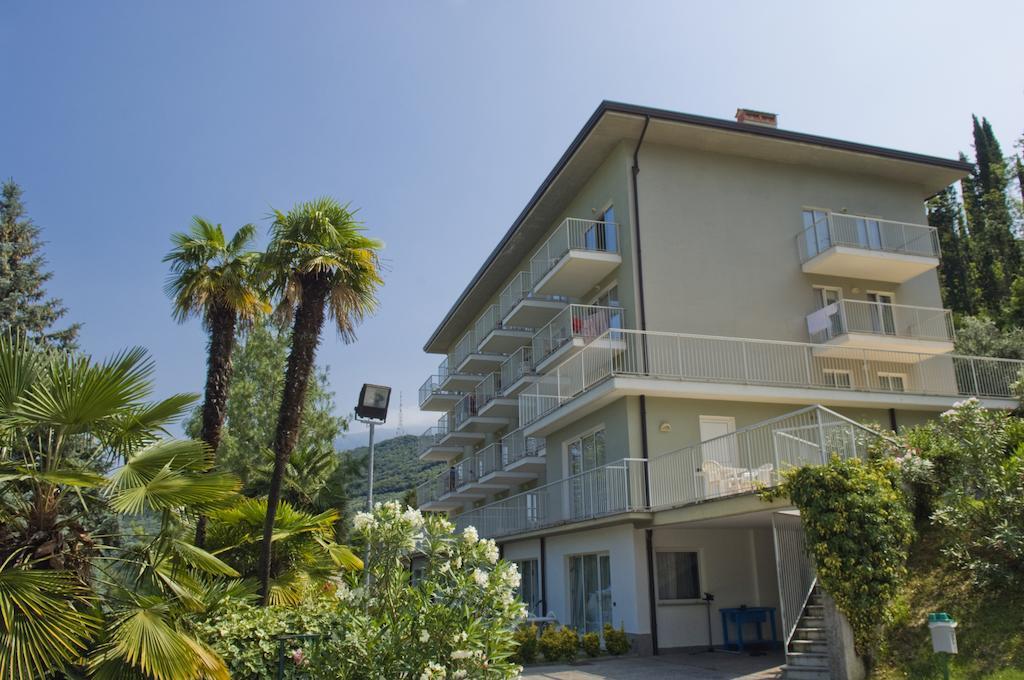 Residence Marina Riva del Garda Ngoại thất bức ảnh