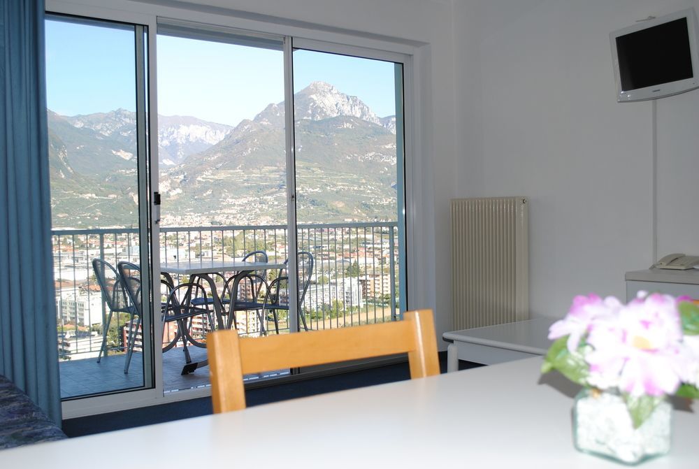 Residence Marina Riva del Garda Ngoại thất bức ảnh