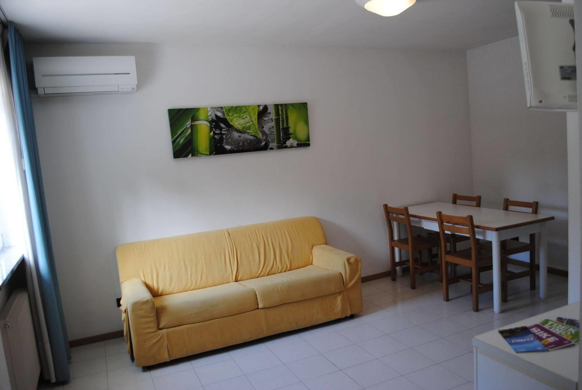 Residence Marina Riva del Garda Ngoại thất bức ảnh