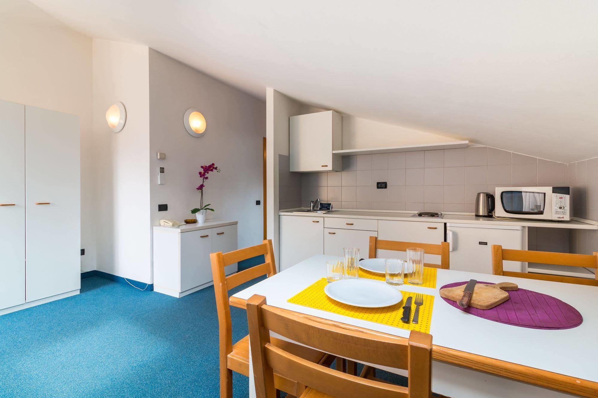 Residence Marina Riva del Garda Ngoại thất bức ảnh