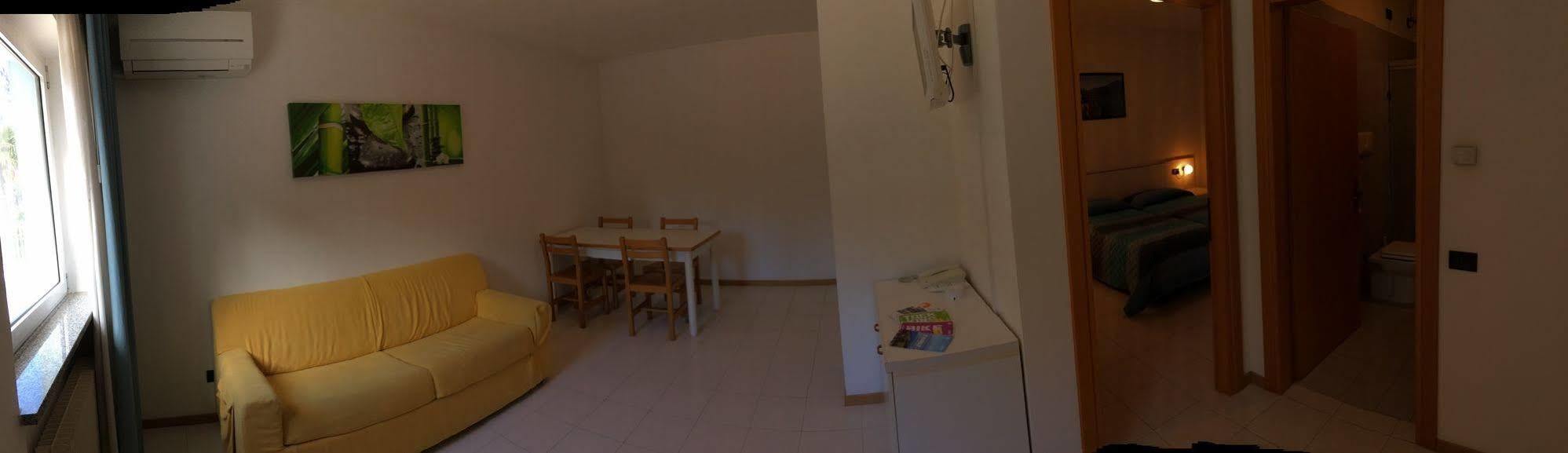 Residence Marina Riva del Garda Ngoại thất bức ảnh