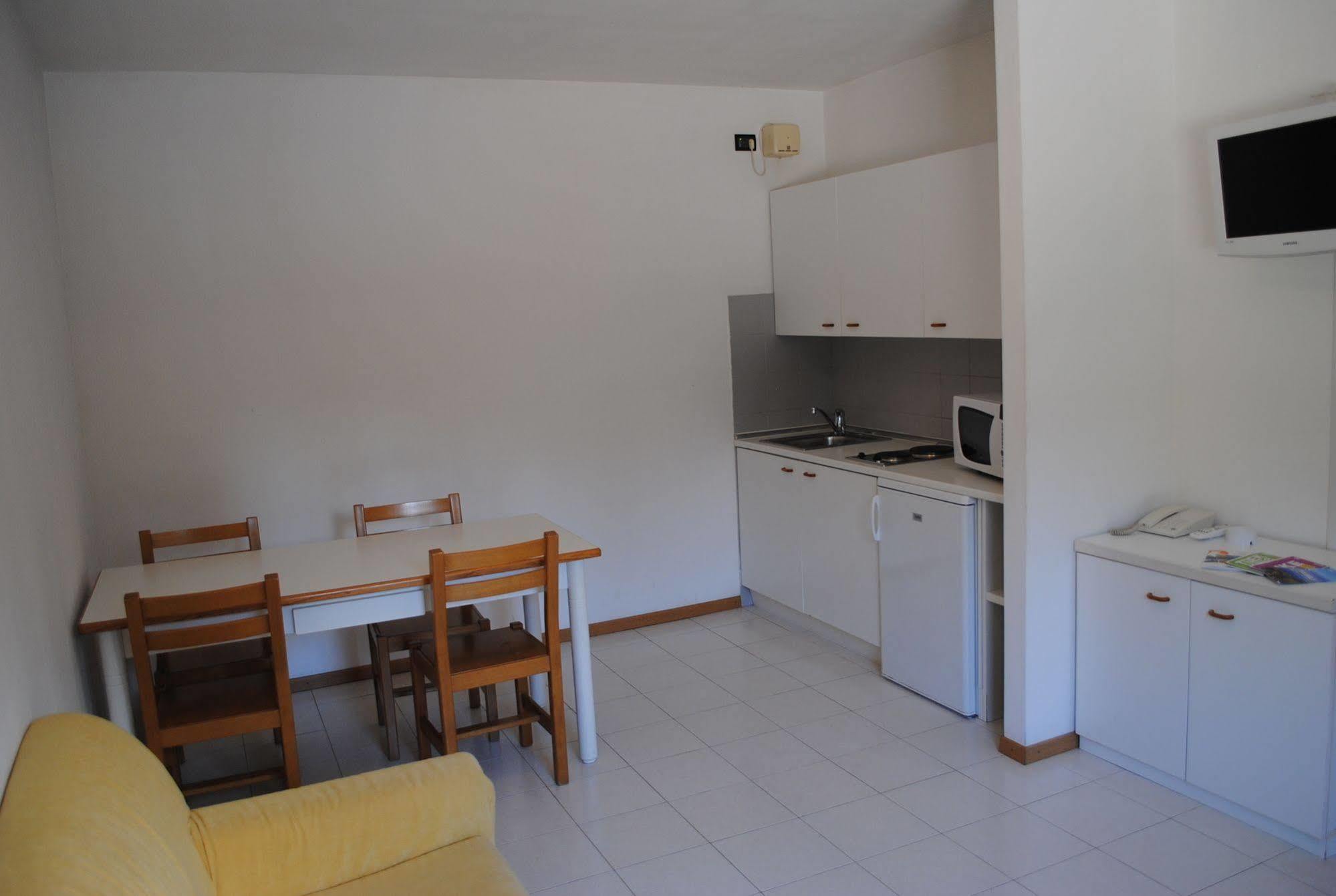 Residence Marina Riva del Garda Ngoại thất bức ảnh
