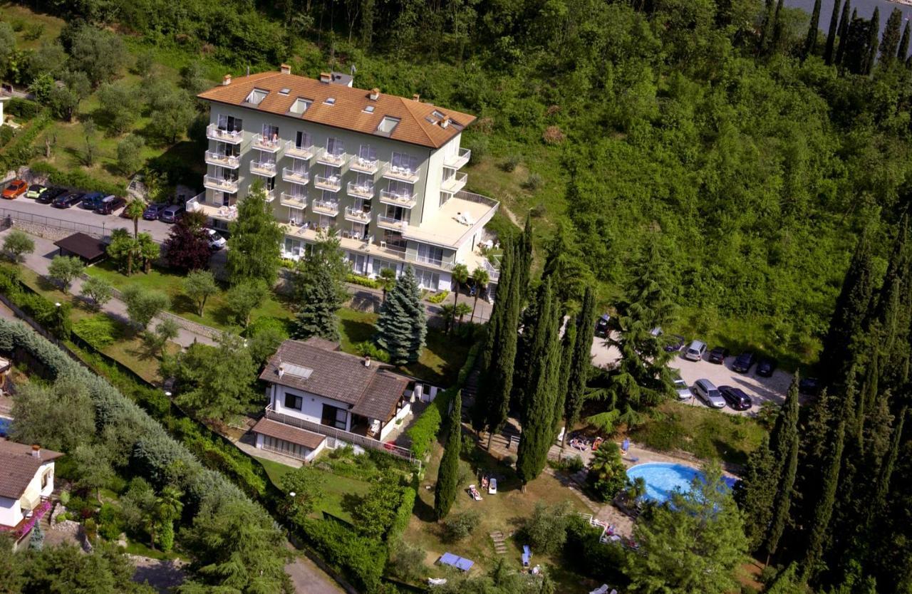 Residence Marina Riva del Garda Ngoại thất bức ảnh